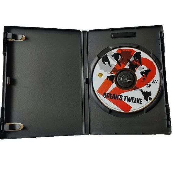 Ocean's Twelve DVD 2004 Movie Matt Damon Catherine Zeta Jones Action Drama PG 13 - Picture 3 of 3